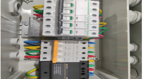 后備保護器和浪涌保護器區別在哪里？【易造防雷】