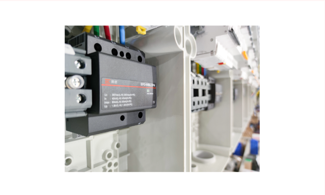 如何選擇安全可靠的一級浪涌保護(hù)器 如何選擇安全可靠的一級浪涌保護(hù)器